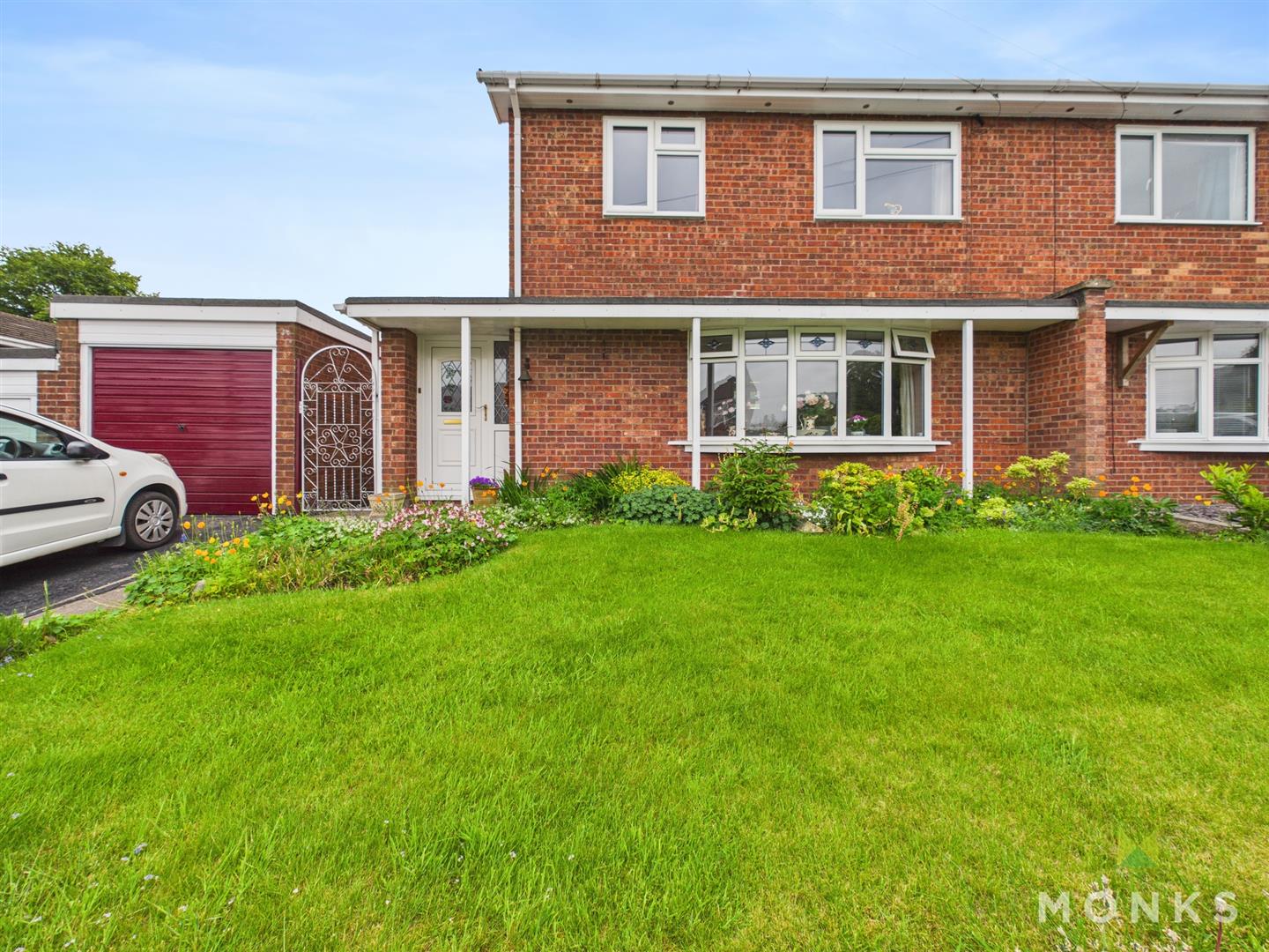 9 Preshenlle Lane, Oswestry, SY10 7UB For Sale